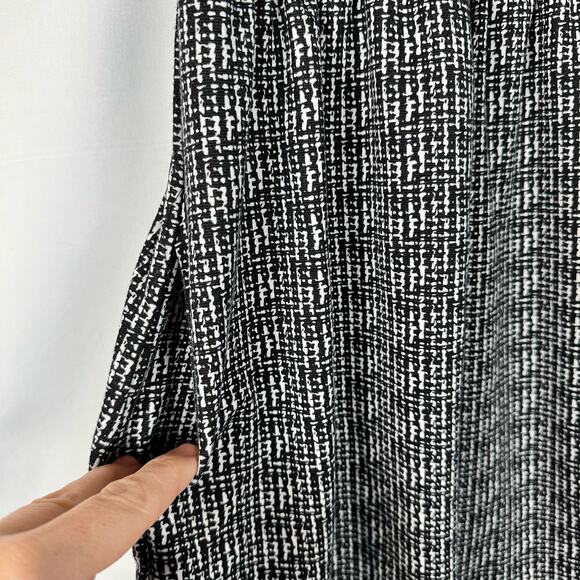 Urban Outfitter Silence + Noise Black and White Knee Length Dress Womens Size XS - Picture 7 of 13